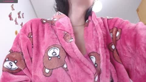 Snapshot of shopiagarcia_ chatting on January 4, 2:25 am lamai online show from January 4, 2:25 am