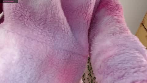 Snapshot of shopiagarcia_ chatting on January 26, 5:34 am lamai online show from January 26, 5:34 am