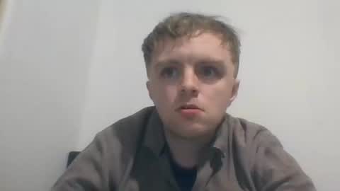 Snapshot of shortking717 chatting on February 1, 7:02 pm Ashton online show from February 1, 7:02 pm