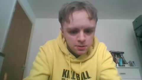 Snapshot of shortking717 chatting on February 2, 11:08 am Ashton online show from February 2, 11:08 am