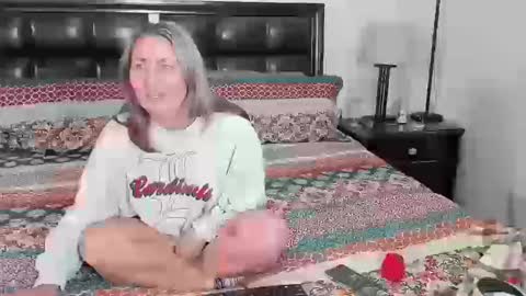 shortstuff79 online show from October 12, 10:42 pm