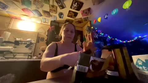 shorty920505 online show from December 16, 3:22 am