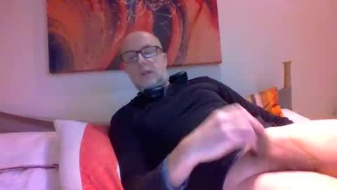 Snapshot of shosting chatting on January 1, 2:09 pm JJ online show from January 1, 2:09 pm