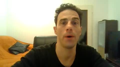 showherenow online show from January 18, 7:23 am