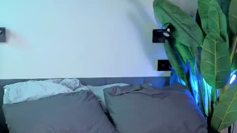 ShowmeYourfetish online show from August 3, 12:21 pm