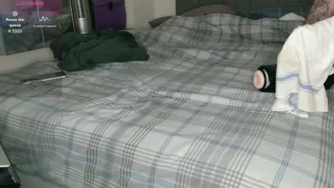 Snapshot of showoffjay46 chatting on January 10, 8:32 pm showofjay online show from January 10, 8:32 pm