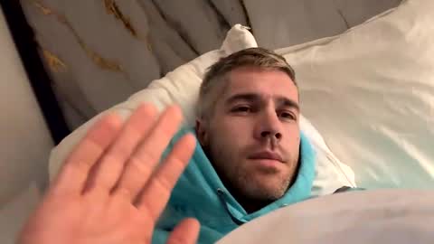 shreddylong online show from November 17, 9:26 am