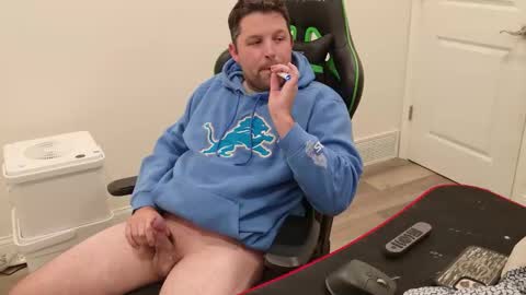 Snapshot of shroomhead5 chatting on November 5, 8:53 pm shroom online show from November 5, 8:53 pm