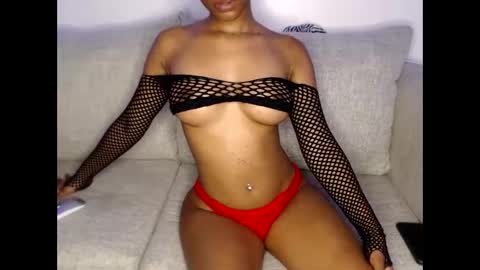 Snapshot of shy_baddie chatting on January 31, 7:11 pm Sheril online show from January 31, 7:11 pm