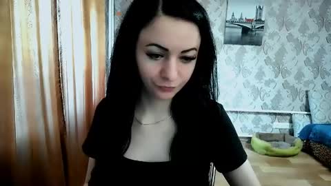 Snapshot of shy_cat_candy chatting on May 19, 11:27 am shy_cat_candy online show from May 19, 11:27 am