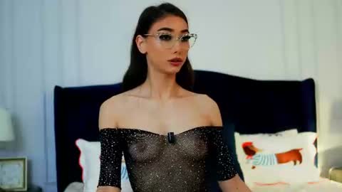 shy_eveline online show from June 23, 4:10 am