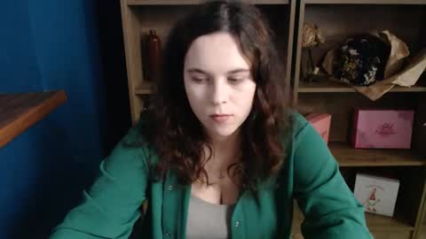 shy_lil online show from October 13, 12:38 pm