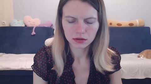 Snapshot of shy_moony chatting on November 30, 6:23 pm just Alex online show from November 30, 6:23 pm