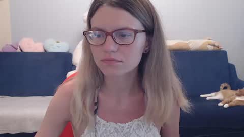 Snapshot of shy_moony chatting on June 28, 7:53 pm just Alex online show from June 28, 7:53 pm