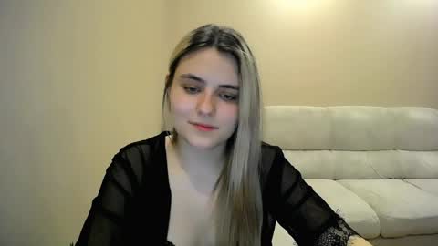 Snapshot of shy_sabrina_ chatting on March 13, 11:11 pm shy_sabrina_ online show from March 13, 11:11 pm