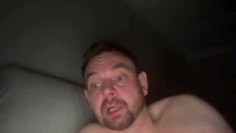 Snapshot of shyb35 chatting on December 5, 5:26 am shyb35 online show from December 5, 5:26 am