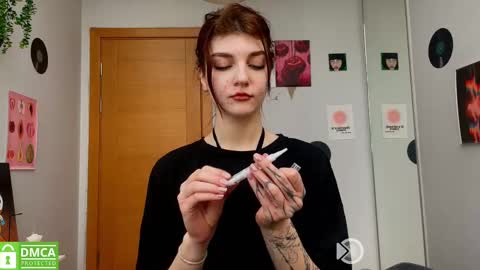 Snapshot of shybella_girl chatting on February 27, 7:12 am Bella online show from February 27, 7:12 am