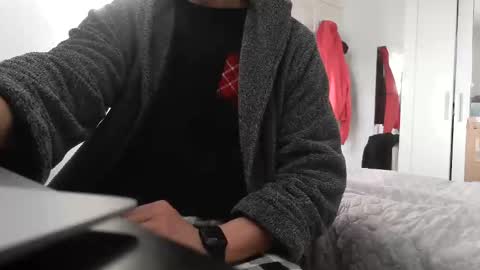 shyboy0533 online show from October 28, 8:07 am