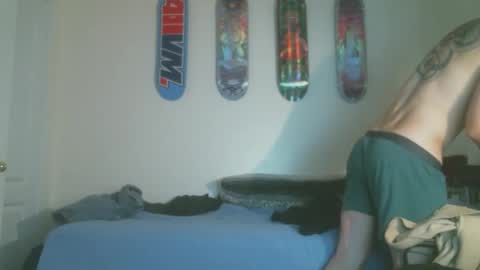 Snapshot of shyboyhugecum2020 chatting on May 9, 4:39 am shyboyhugecum2020 online show from May 9, 4:39 am