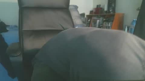 Snapshot of shyboyhugecum2020 chatting on May 9, 7:08 pm shyboyhugecum2020 online show from May 9, 7:08 pm