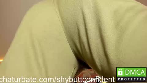 Snapshot of shybuttconfident chatting on September 28, 6:35 pm Jay online show from September 28, 6:35 pm