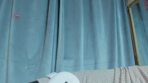 Snapshot of shydreamss chatting on February 19, 9:11 pm Anny online show from February 19, 9:11 pm