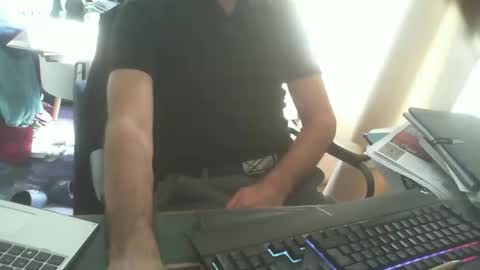 shyfrenchcock online show from October 20, 8:59 am