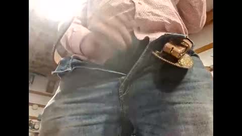 shyguycurious5 online show from November 7, 9:26 pm