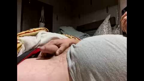 shyguycurious5 online show from November 20, 3:07 am