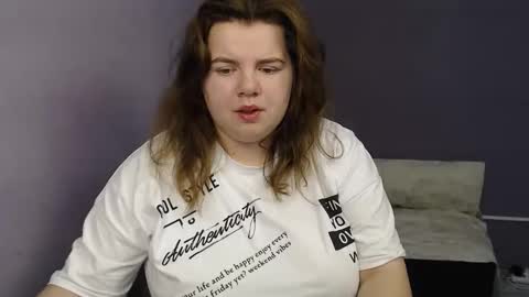 Snapshot of shyness_girl chatting on September 27, 6:51 am Bethany online show from September 27, 6:51 am