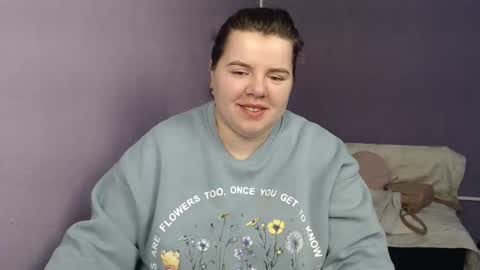 Snapshot of shyness_girl chatting on September 28, 6:30 am Bethany online show from September 28, 6:30 am