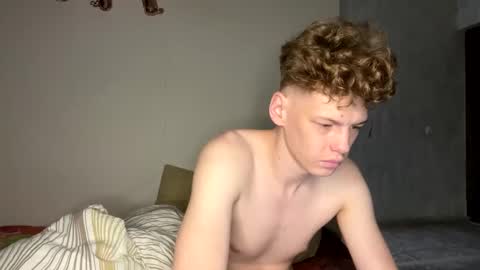 Tom and Betty online show from December 21, 5:25 am