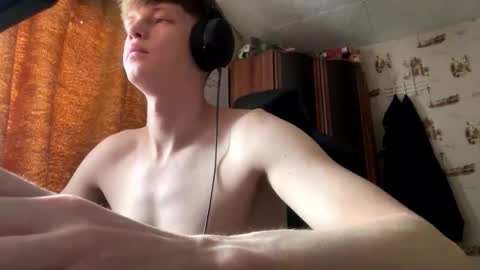 Tom and Betty online show from December 15, 7:34 am