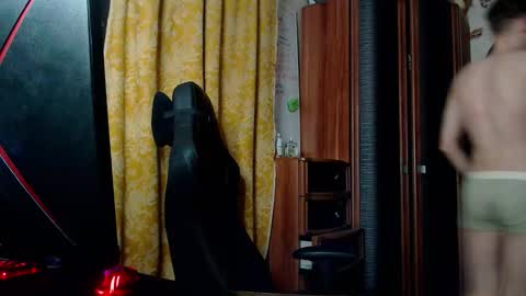 Tom and Betty online show from January 14, 1:44 am