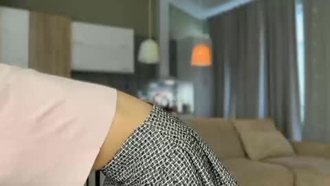 Snapshot of shyrubate chatting on October 27, 6:06 am Aurora online show from October 27, 6:06 am