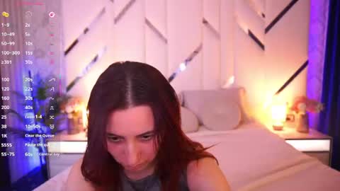 shyy_jany online show from June 16, 1:36 pm