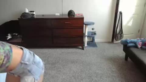 shypetitebaby online show from November 24, 3:34 pm