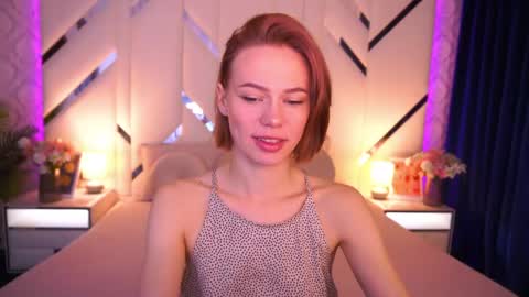 shyysiren online show from June 2, 6:59 am