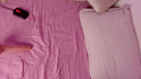Siaadams142 online show from March 12, 3:18 pm