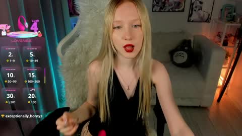 Sia online show from March 28, 5:45 pm