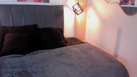 Sia online show from October 10, 8:08 pm