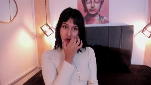 Snapshot of sia_roose chatting on April 5, 7:22 pm Sia online show from April 5, 7:22 pm