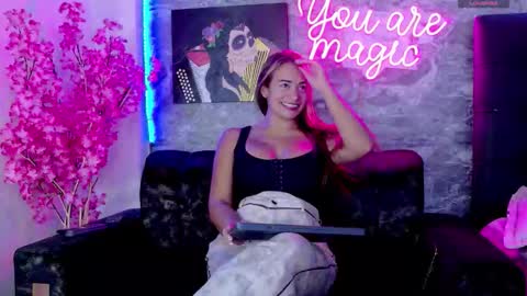 siamarlin online show from October 8, 9:12 pm