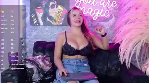 siamarlin online show from June 23, 9:13 pm