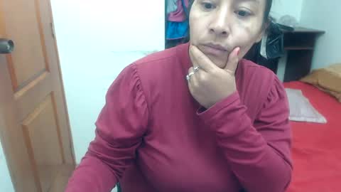 Snapshot of siblley chatting on March 5, 10:32 pm sara online show from March 5, 10:32 pm