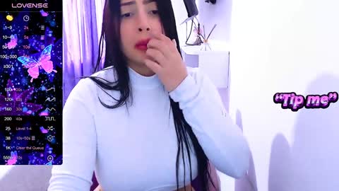 Snapshot of siddhy592 chatting on December 13, 5:54 pm sidhy online show from December 13, 5:54 pm