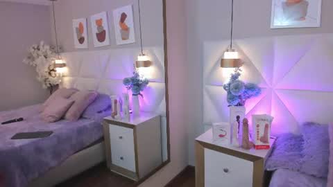 sidney_clark online show from June 19, 1:26 pm