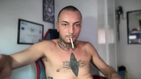 Snapshot of sidvicious23cm chatting on September 11, 4:51 pm sidvicious23cm online show from September 11, 4:51 pm
