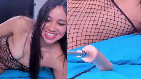 Snapshot of siena_sweeet chatting on February 26, 6:47 am Siena online show from February 26, 6:47 am