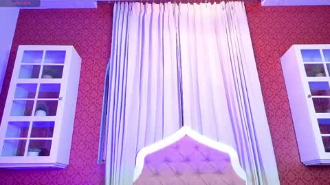 SinnaDark online show from April 13, 11:16 am